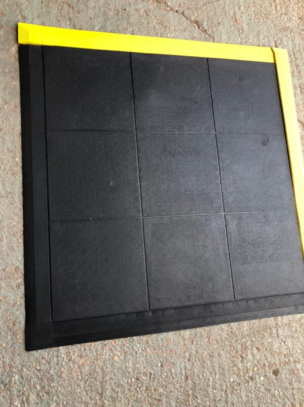 Edging for Rubber Interlocking Gym MatYellow Yellow edging gym mat