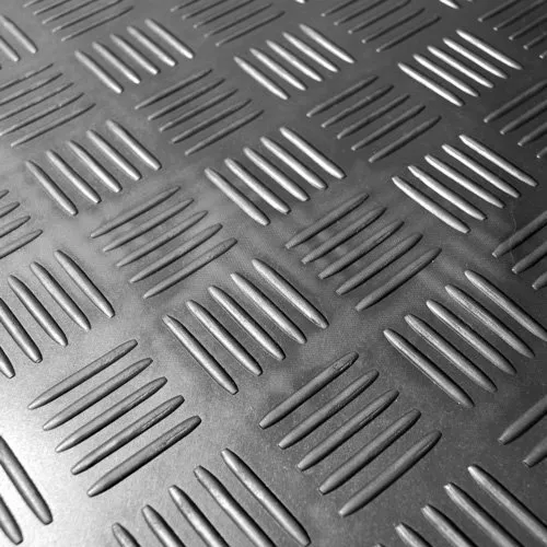 5 Bar Checker Rubber Flooring Rolls 1.2m wide x 10m long - Image 3