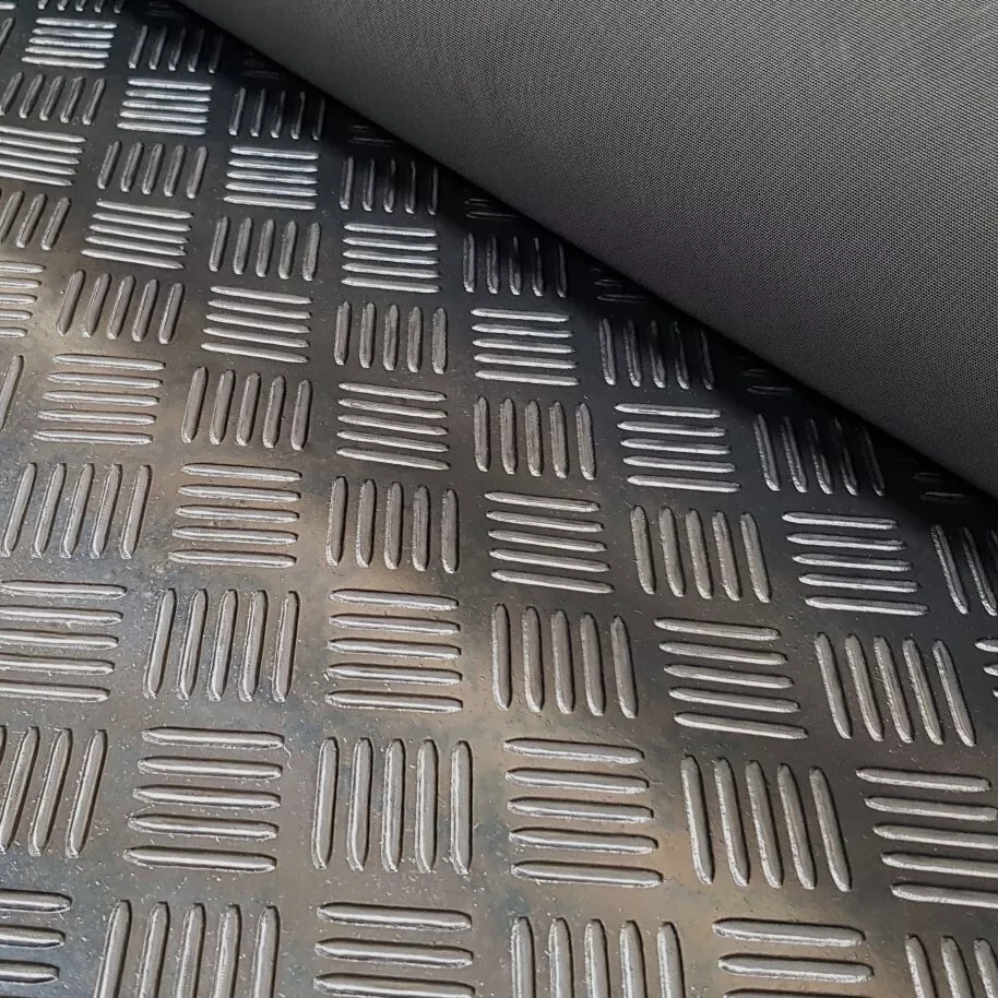 5 Bar Checker Rubber Flooring Rolls 1.2m wide x 10m long - Image 4