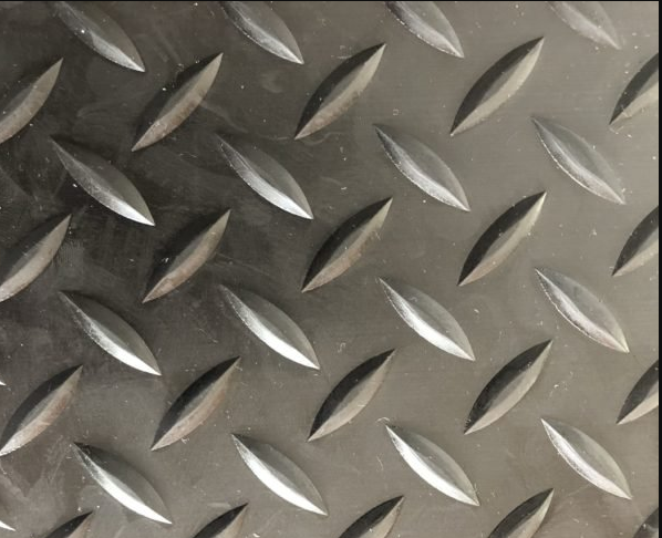 Checker/diamond plate Rubber Flooring Rolls 1.2m wide and 3mm